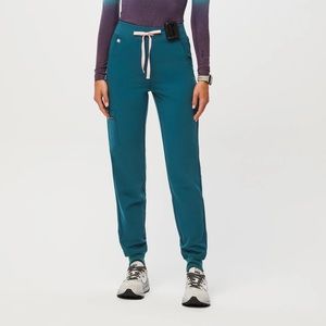 Figs jogger scrub pants